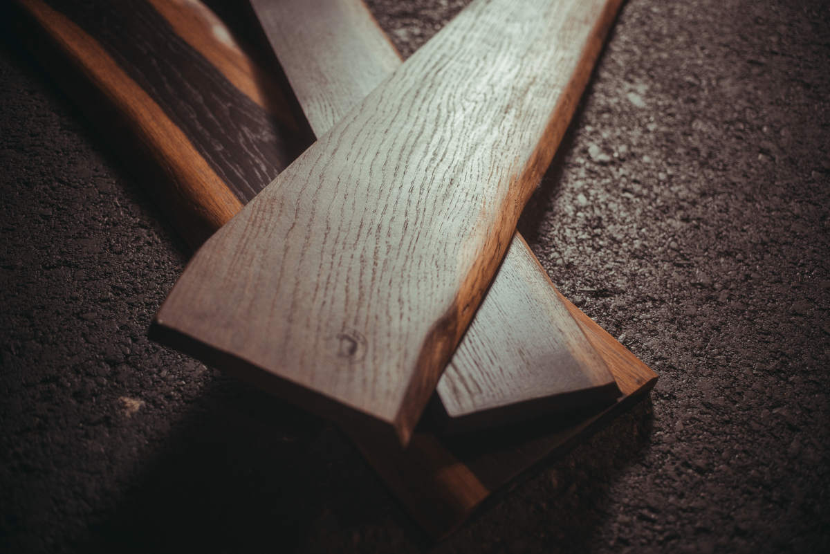 SUSHIBRETT MIT LIVE EDGE