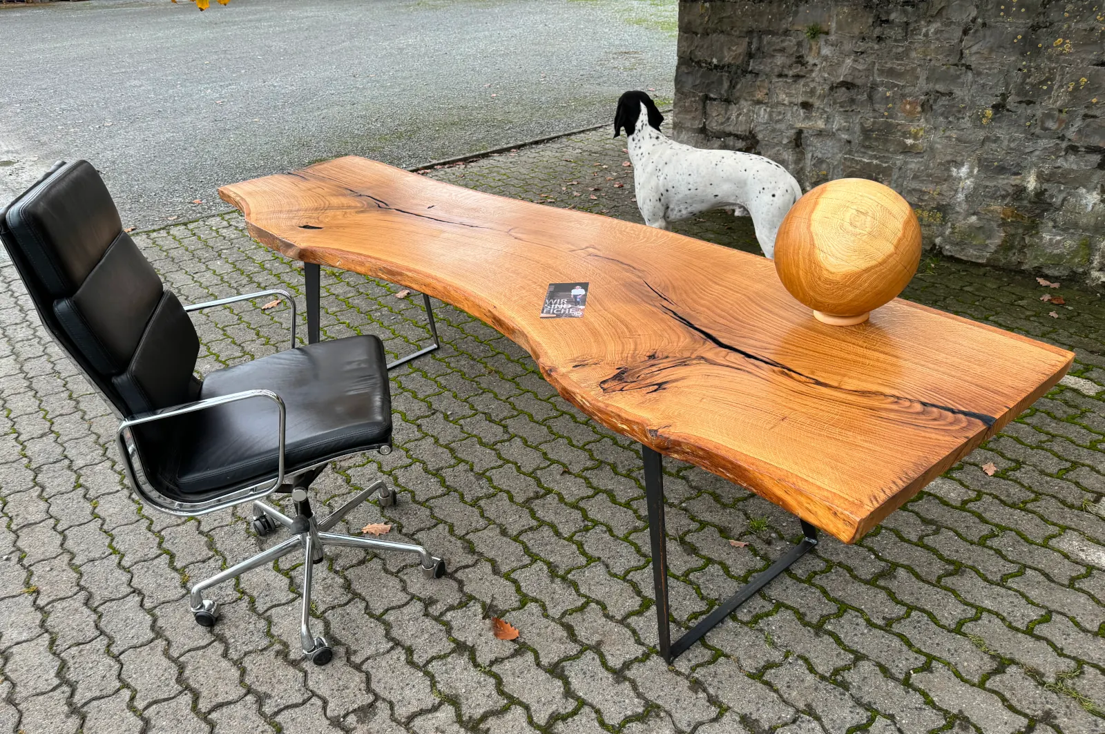 BÜROTISCHE AUS EICHEN-MASSIVHOLZ